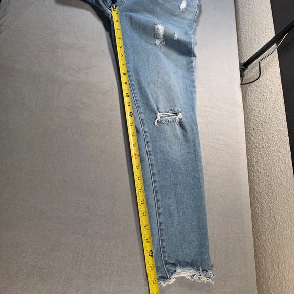 Levi's 721 High Rise Skinny Jeans Light Wash Distressed Raw Hem 26 (2) Womens - Picture 5 of 11